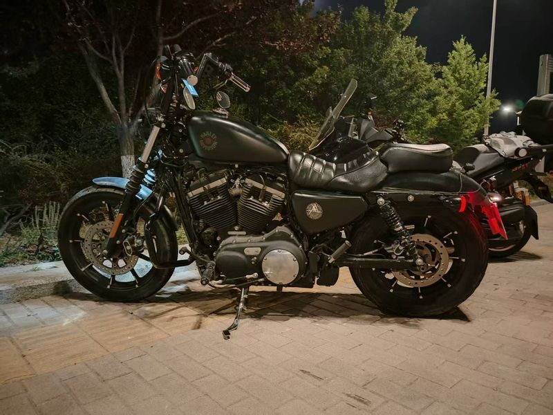 二手哈雷戴维森883L SuperLow