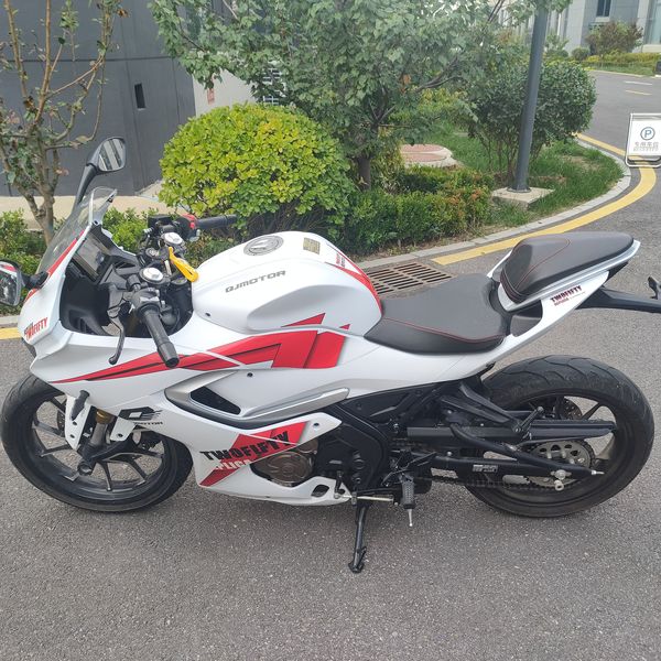 二手QJMOTOR赛250