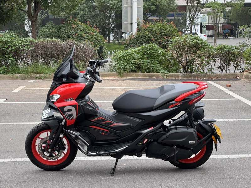 二手阿普利亚SR GT 200