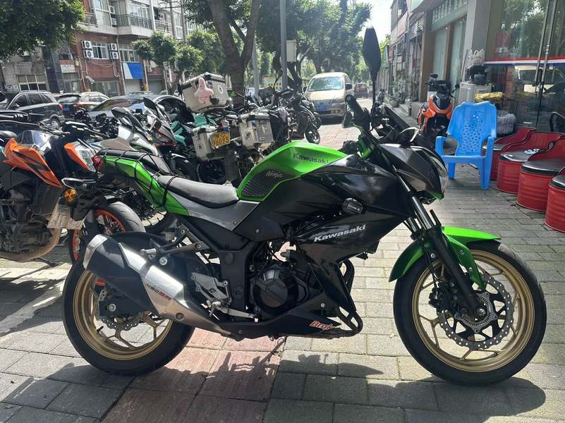 二手川崎Z 250
