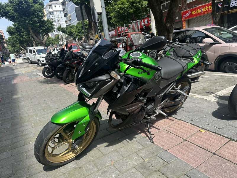 二手川崎Z 250