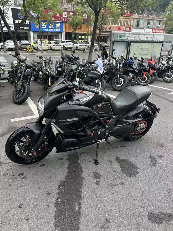 二手杜卡迪Diavel 