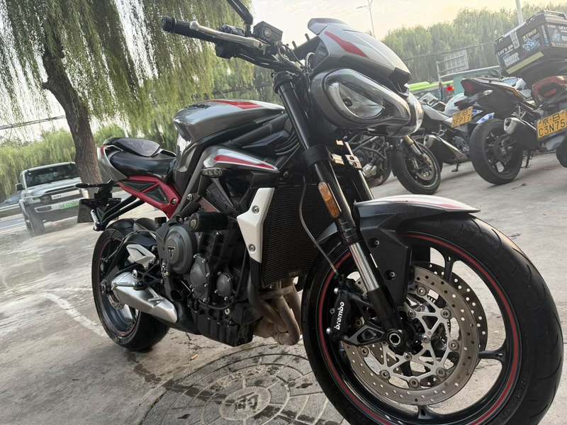 二手凯旋Street Triple 765