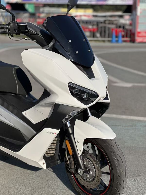 二手龙嘉VMAX ie300