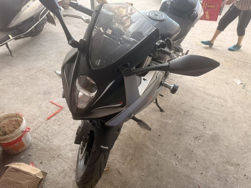 二手贝纳利龙卷风 Tornado 302R