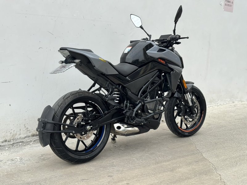 二手春风250NK