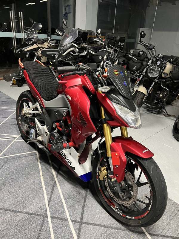 二手五羊本田CB190R 暴锋眼