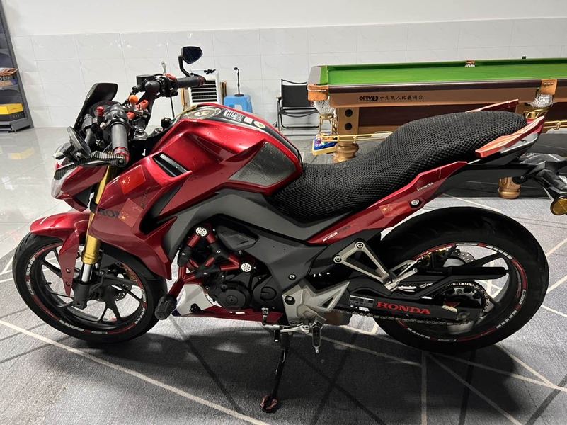 二手五羊本田CB190R 暴锋眼