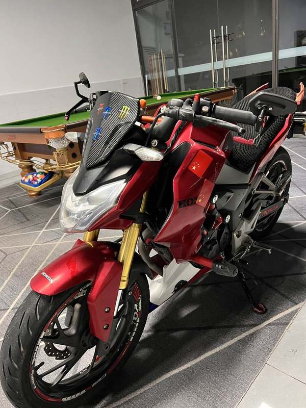 二手五羊本田CB190R 暴锋眼