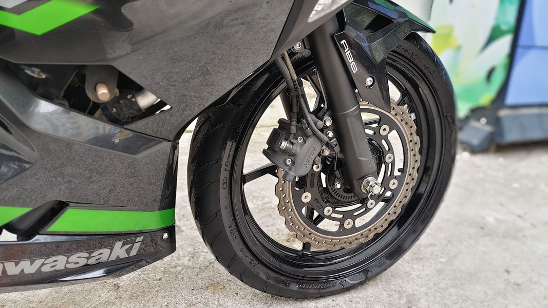 二手川崎Ninja 400