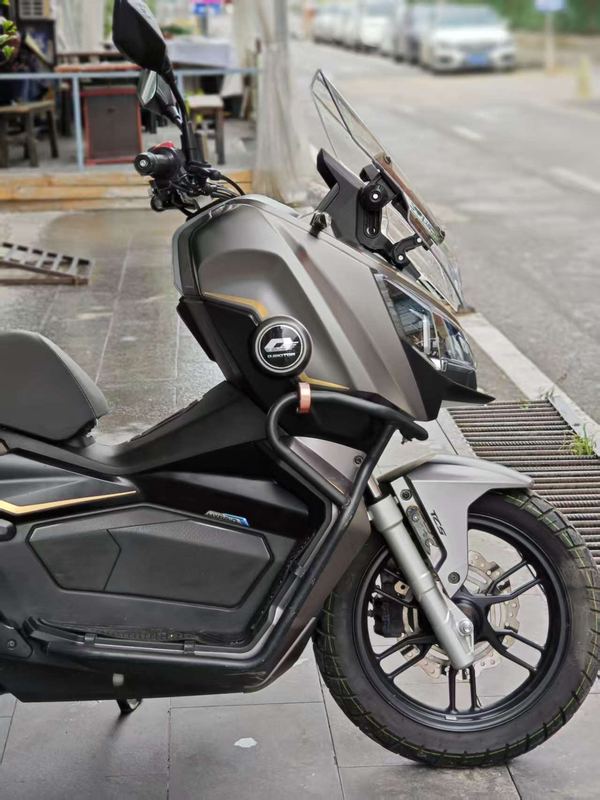 二手QJMOTOR鸿150ADV