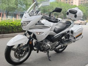 二手豪爵铃木骊驰 GW250