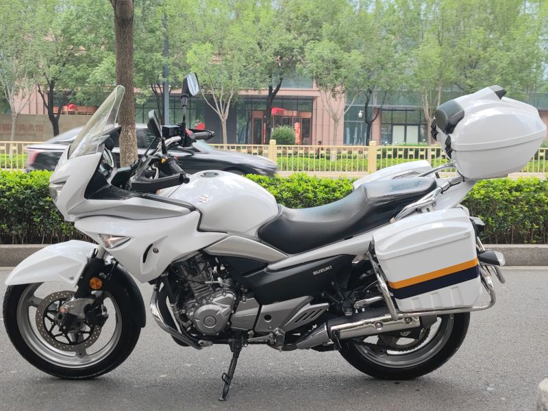 二手豪爵铃木骊驰 GW250