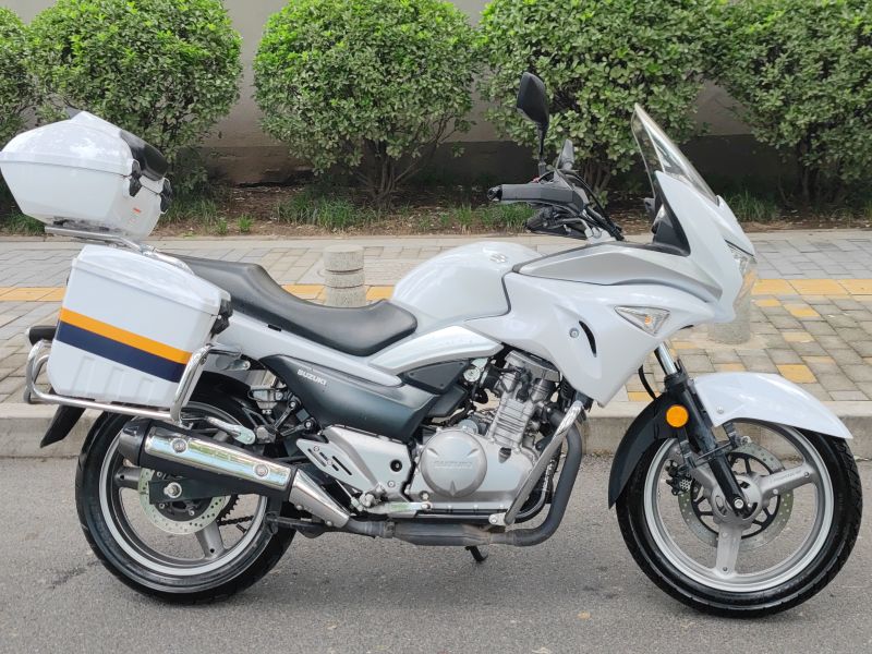二手豪爵铃木骊驰 GW250