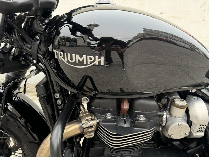 二手凯旋Bonneville Bobber