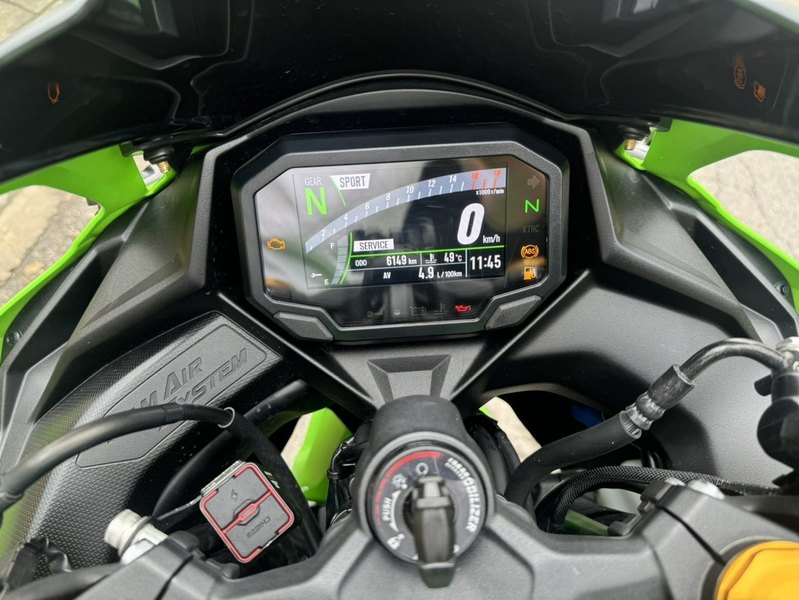 二手川崎ZX-4R