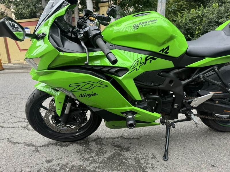 二手川崎ZX-4R