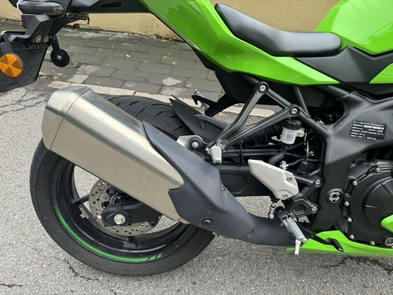 二手川崎ZX-4R