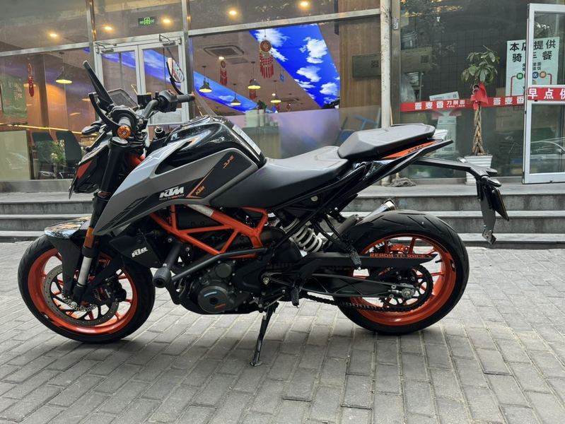 二手KTMR2R390 Duke