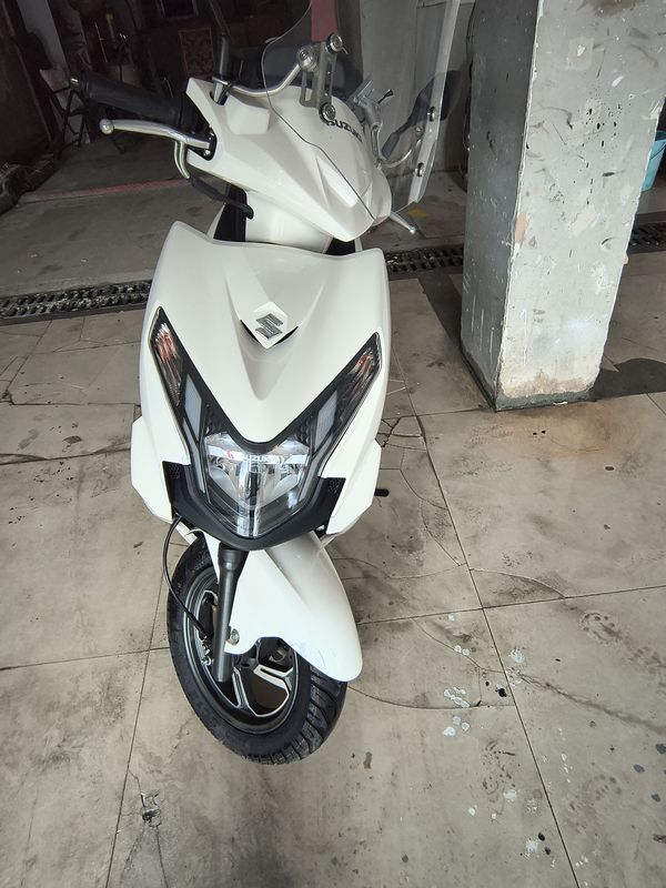 二手济南铃木优驿 UE125T