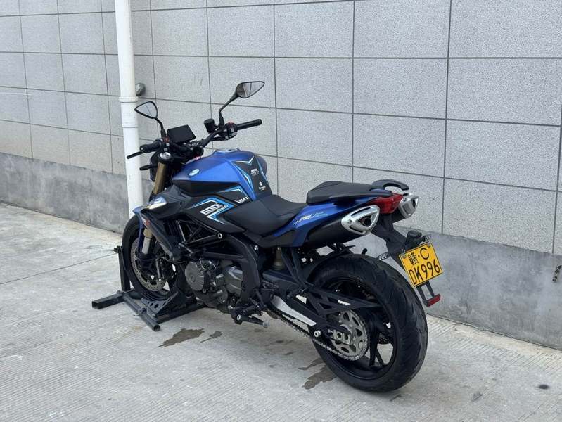 二手贝纳利TNT600i