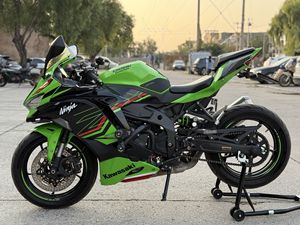 二手川崎ZX-4R