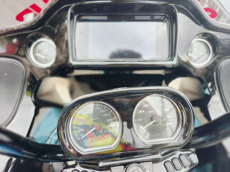 二手哈雷戴维森公路滑翔 Road Glide