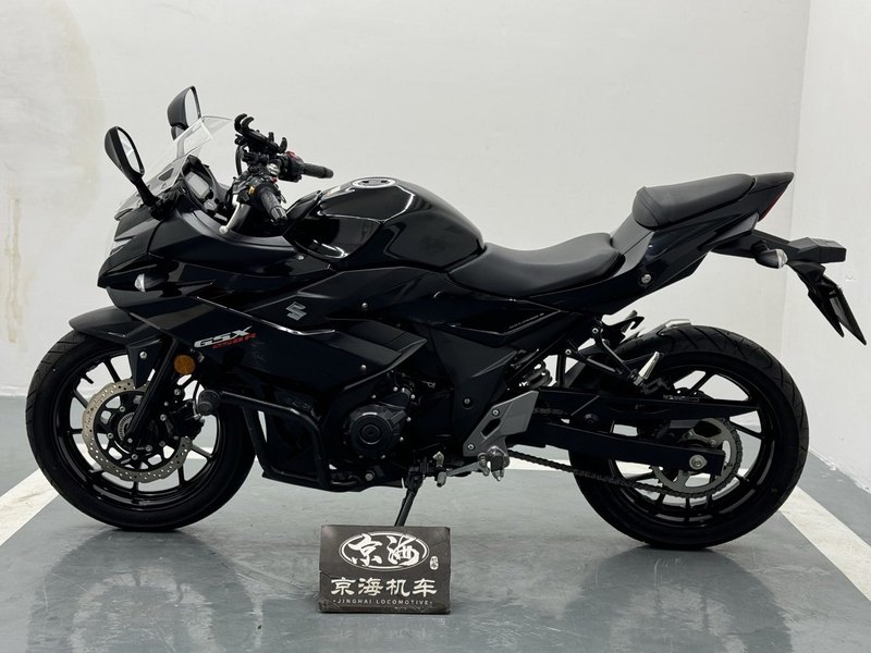 二手豪爵铃木GSX250R