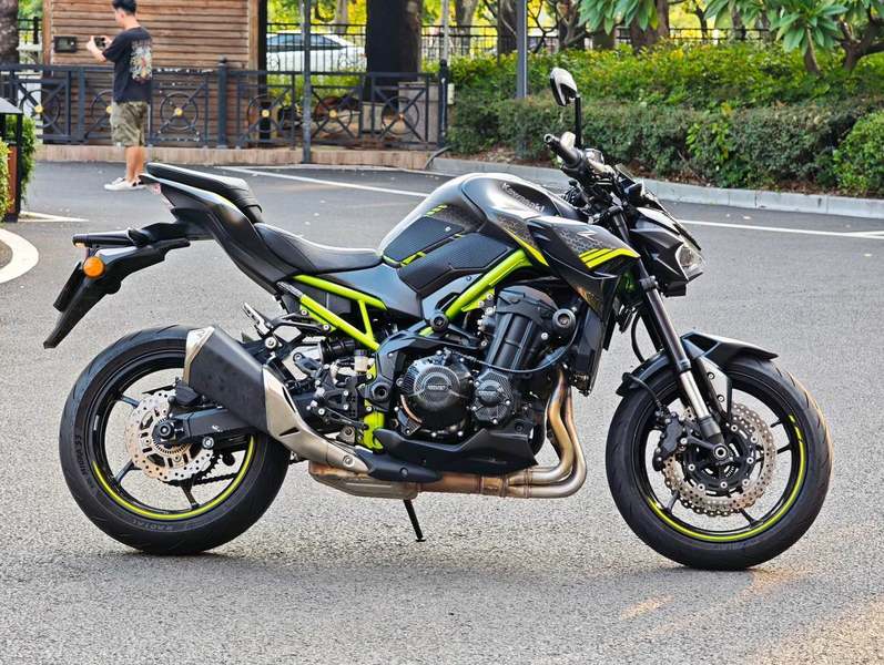 二手川崎Z900