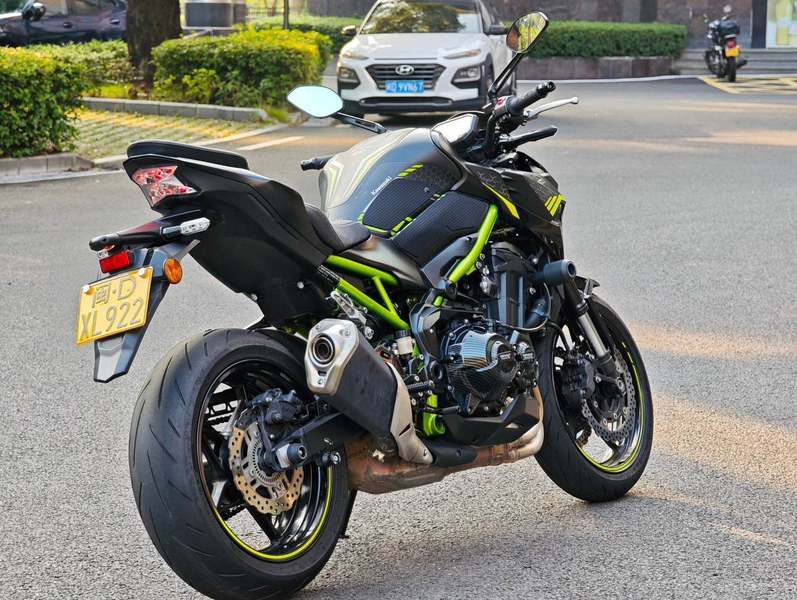 二手川崎Z900
