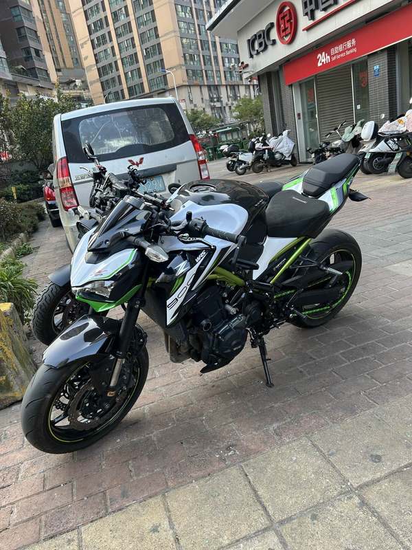 二手川崎Z900