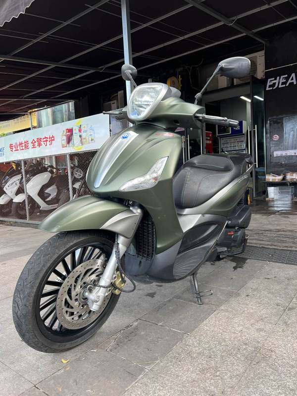 二手比亚乔Beverly 300