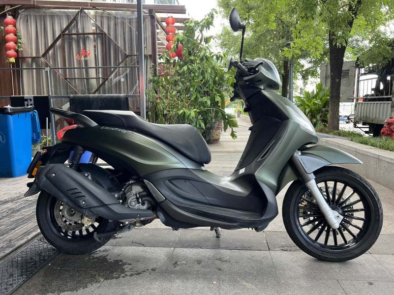 二手比亚乔Beverly 300