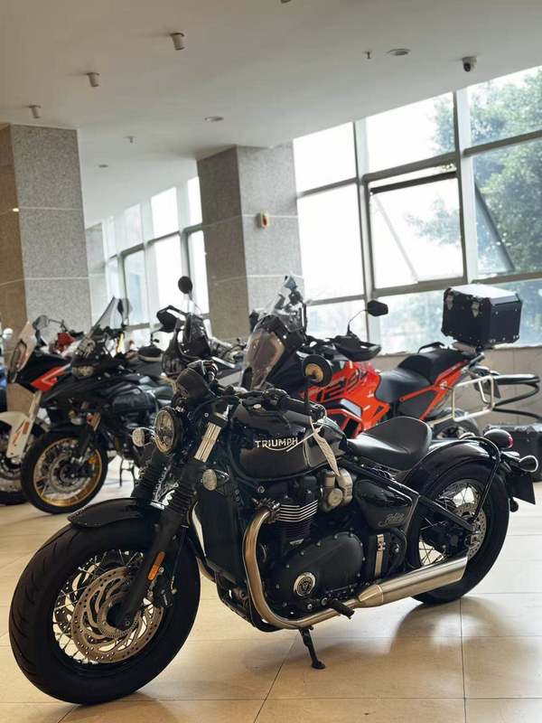 二手凯旋Bonneville Bobber