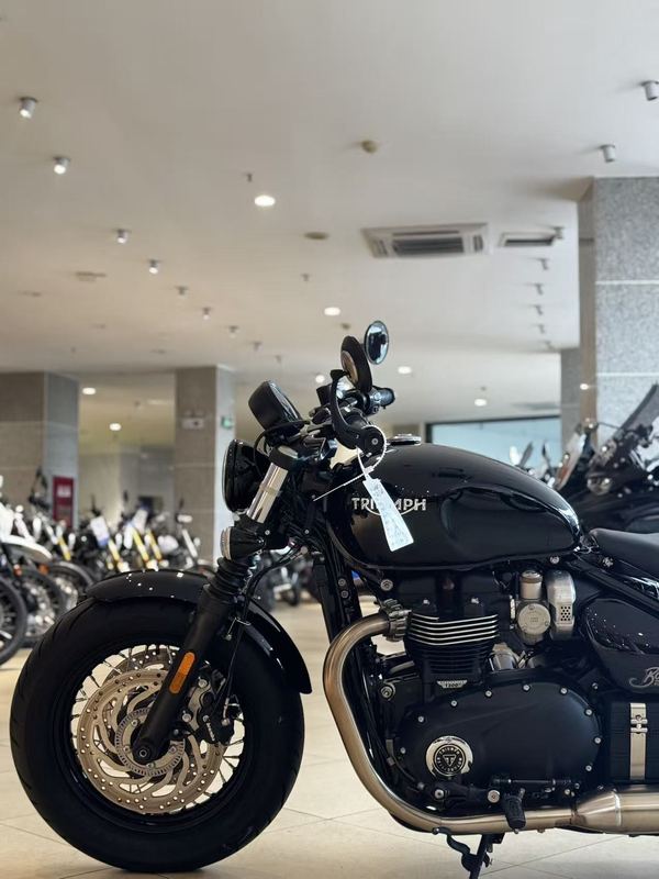 二手凯旋Bonneville Bobber