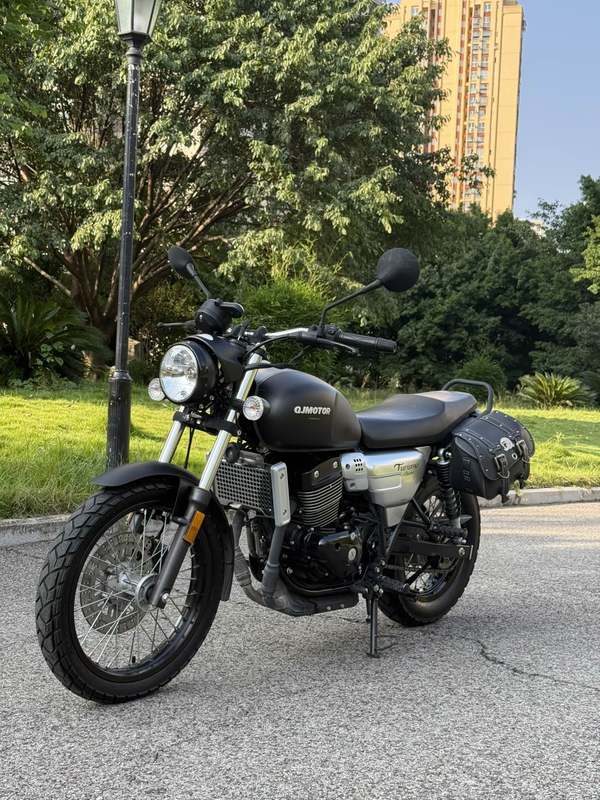 二手QJMOTOR逸250