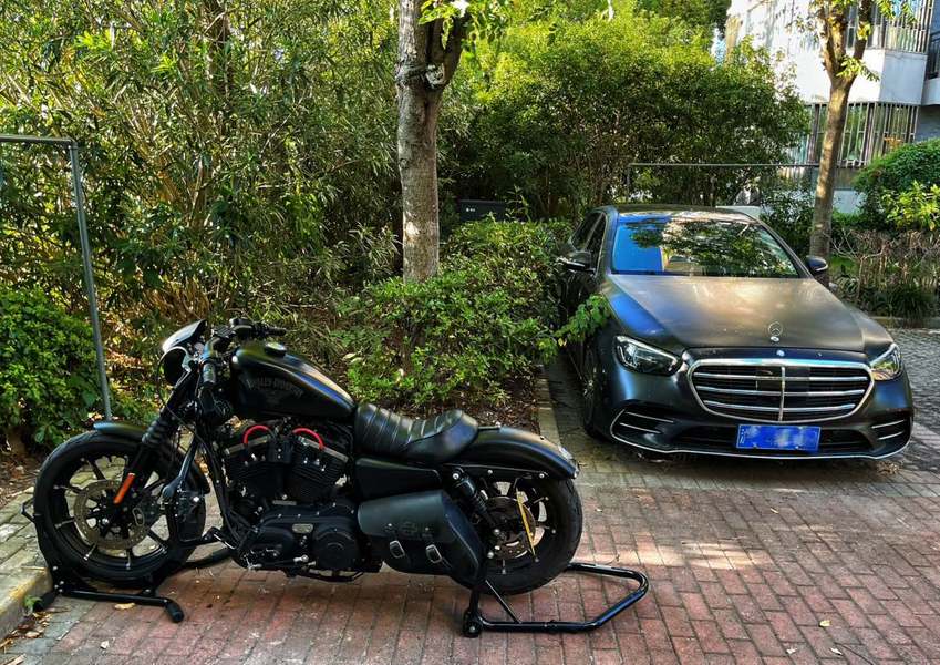 二手哈雷戴维森Iron883 硬汉
