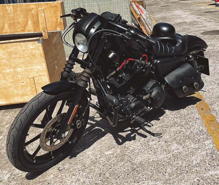 二手哈雷戴维森Iron883 硬汉