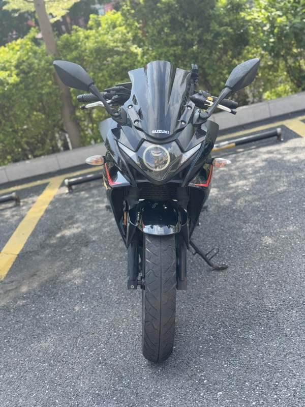 二手豪爵铃木GSX250R