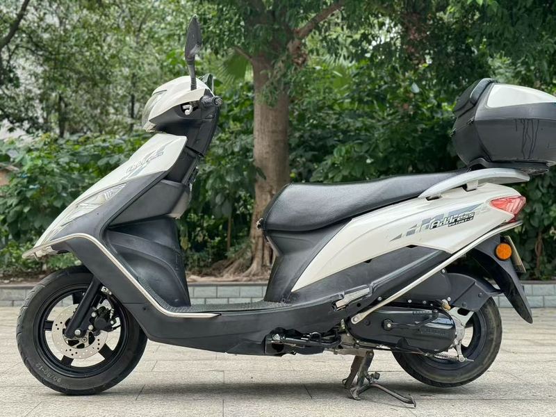 二手济南铃木优友 UU125i