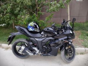 二手济南铃木极客飒 Gixxer 155