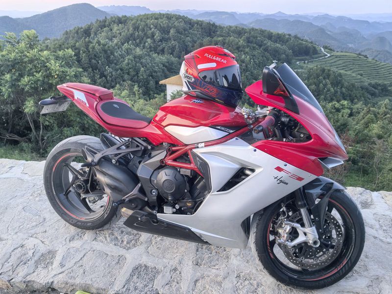 二手奥古斯塔F3 800