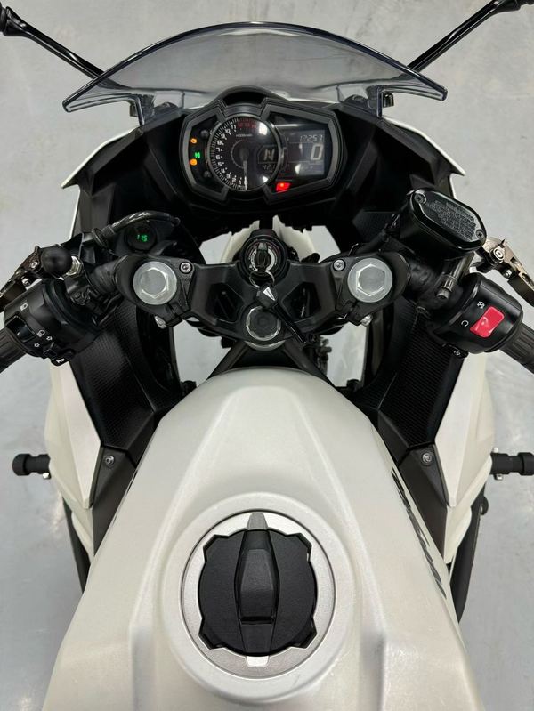 二手川崎Ninja 400