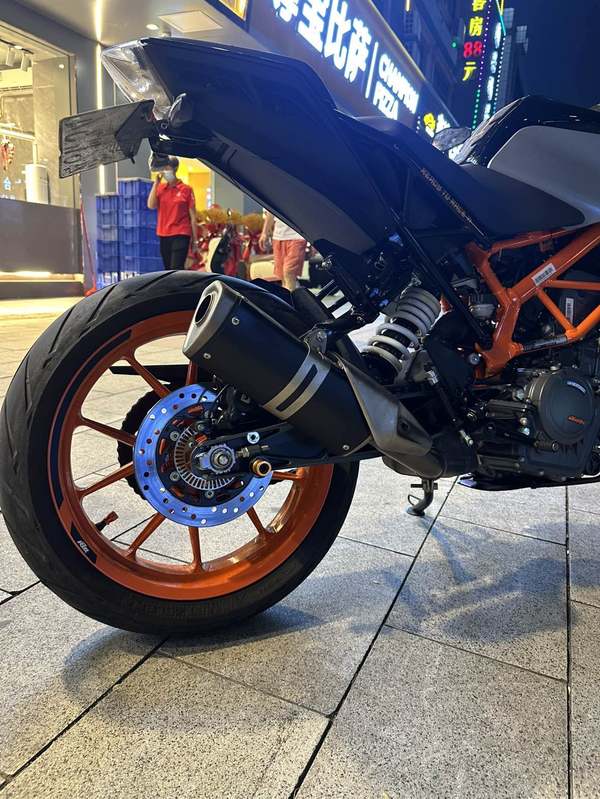 二手KTMR2R390 Duke