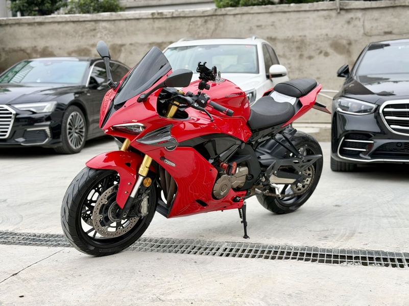 二手QJMOTOR赛600