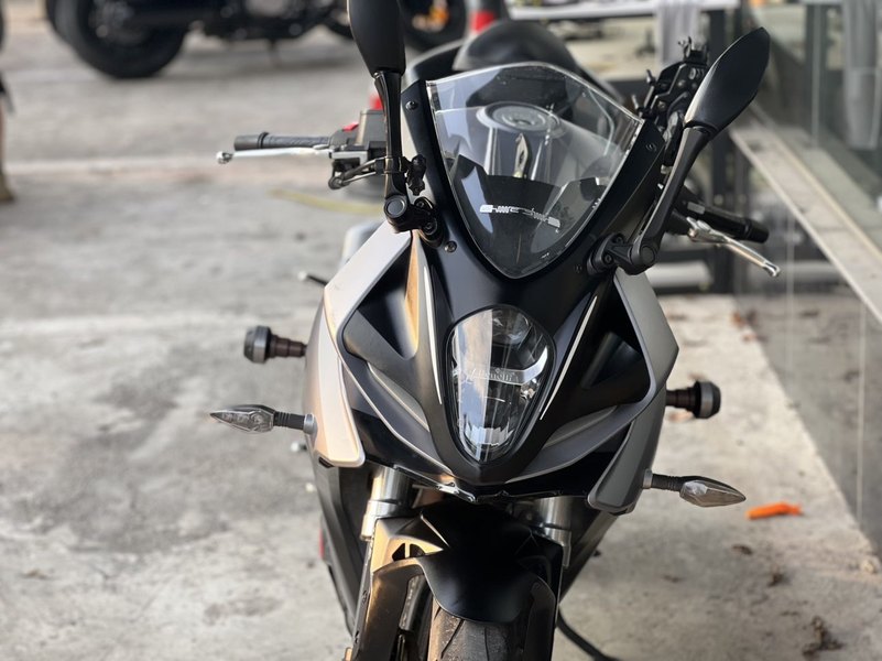 二手贝纳利龙卷风 Tornado 302R