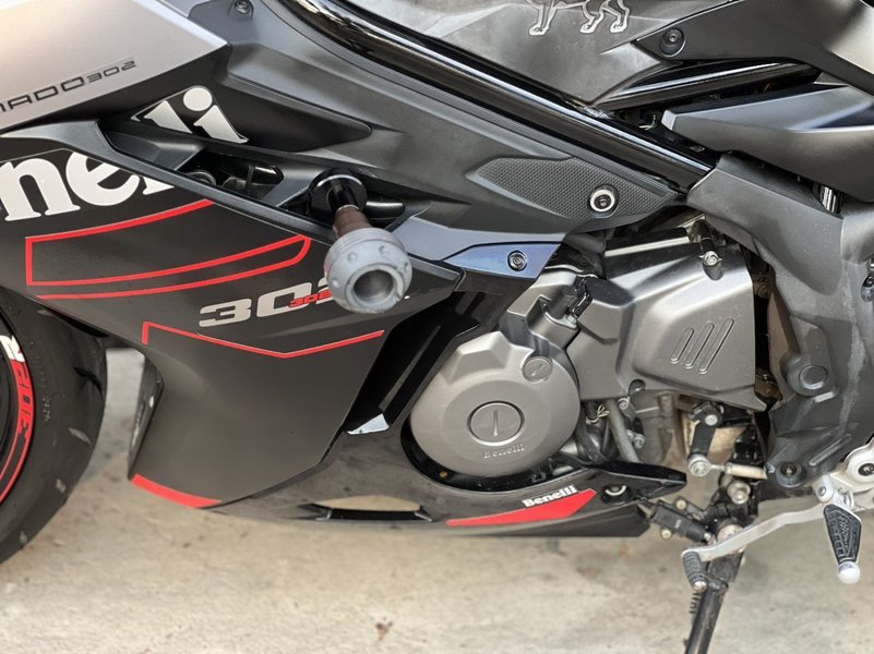 二手贝纳利龙卷风 Tornado 302R