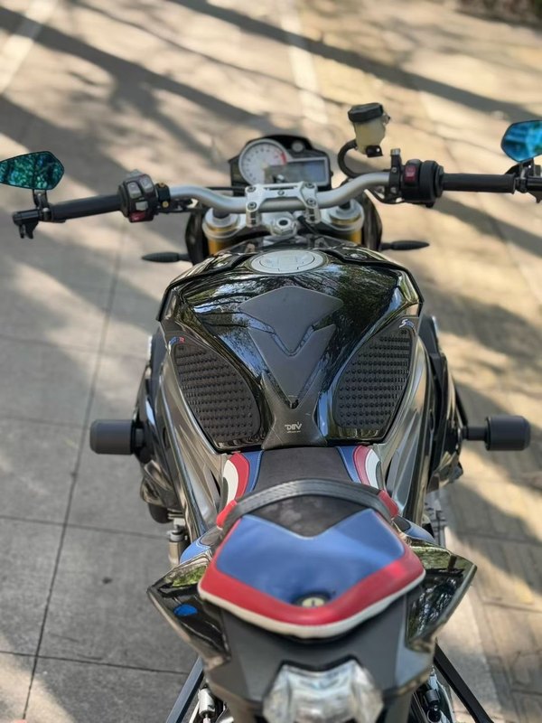 二手宝马S 1000 R