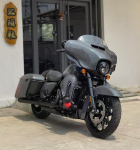 二手哈雷戴维森大道滑翔 Street Glide