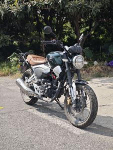 二手五羊本田鸷道 CB190SS
